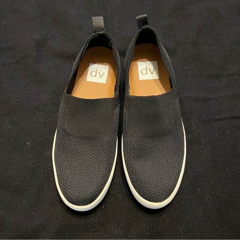 DV by Dolce Vita Black Slip on Shoes (Size 6)